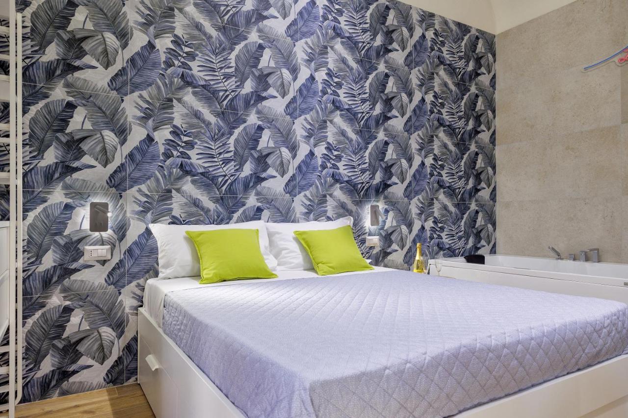 Live Suite Napoli Extérieur photo