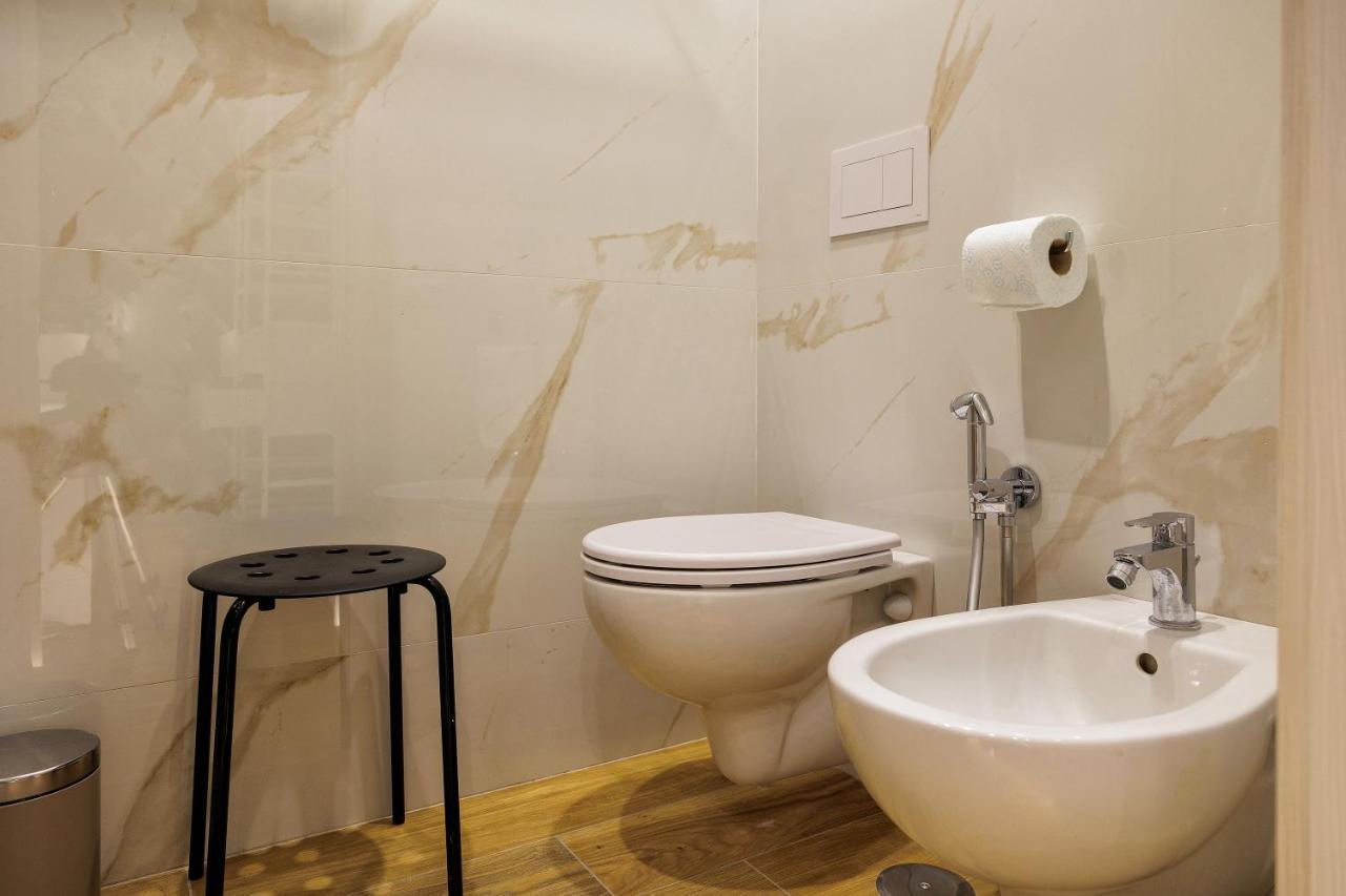 Live Suite Napoli Extérieur photo