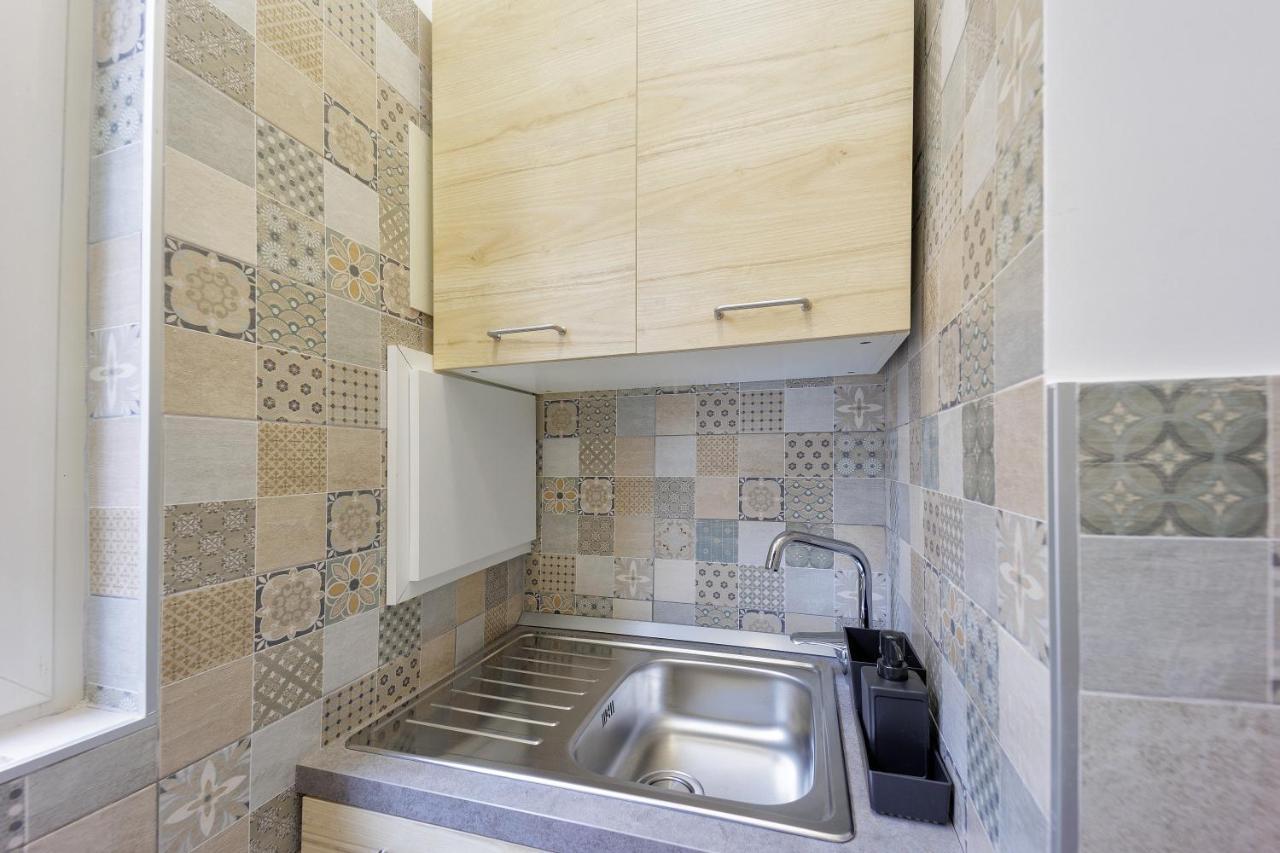 Live Suite Napoli Extérieur photo